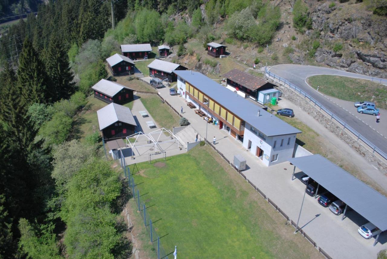 Touring Club Svizzero - Sezione Ticino Albergue Quinto Exterior foto